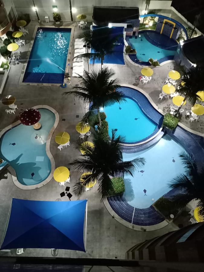 Jardins Das Thermas - Caldas Novas Vista Para Piscina Exterior photo